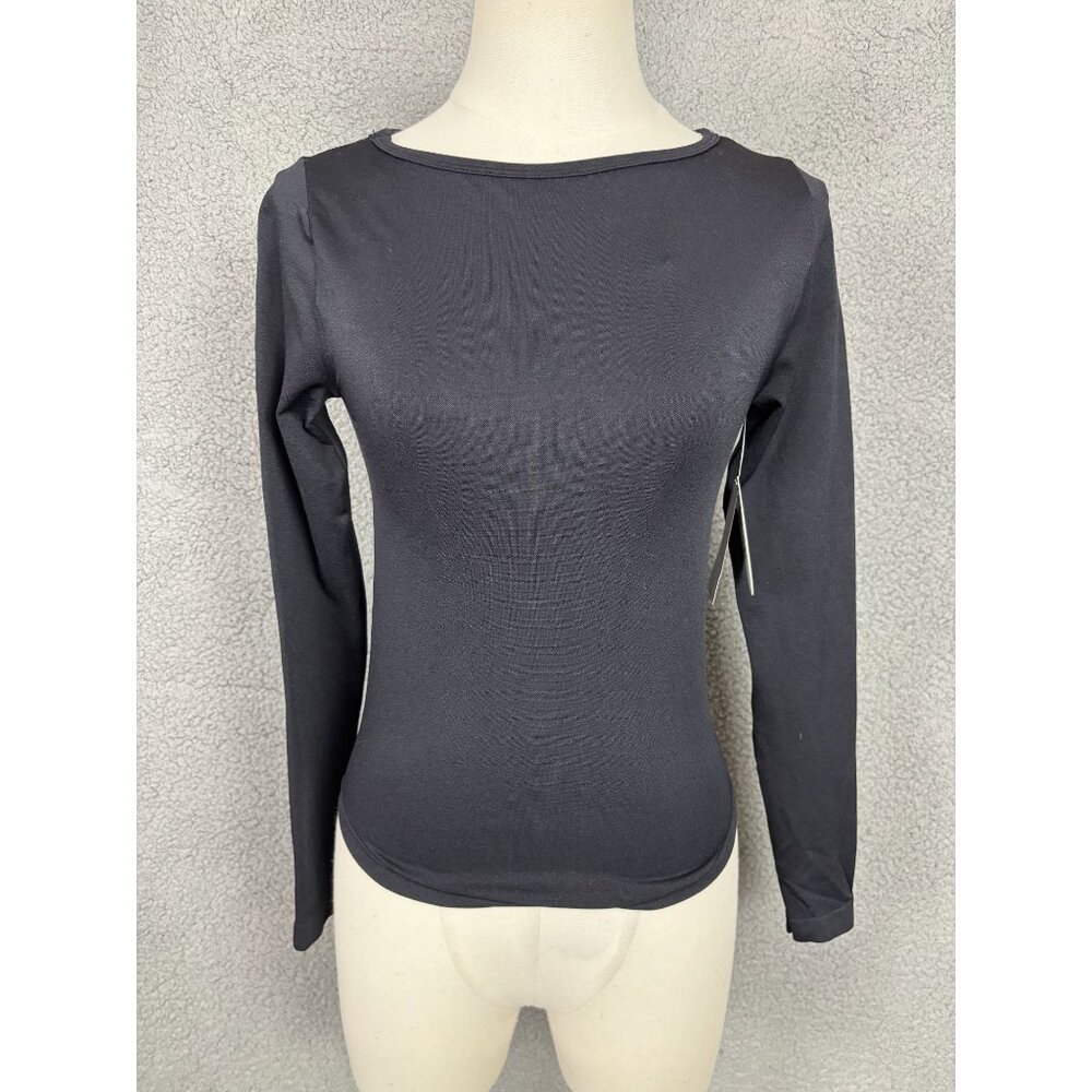 Planet Heart  Juniors' Black Seamless Long Sleeve Fitted Athletic Tee Med NWI